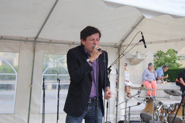 Chanteur du groupe Turtle Vox