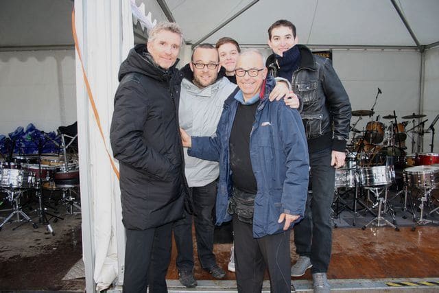 Denis Brogniard au stand de l'école de batterie