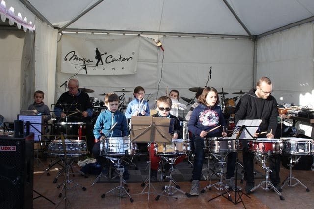 Ensemble caisses claires et toms basses