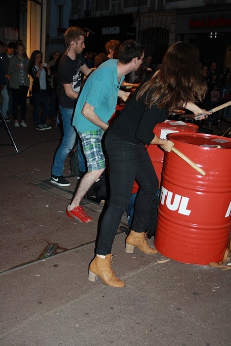 Groupe de percussions industrielles "Tambours Tendance"