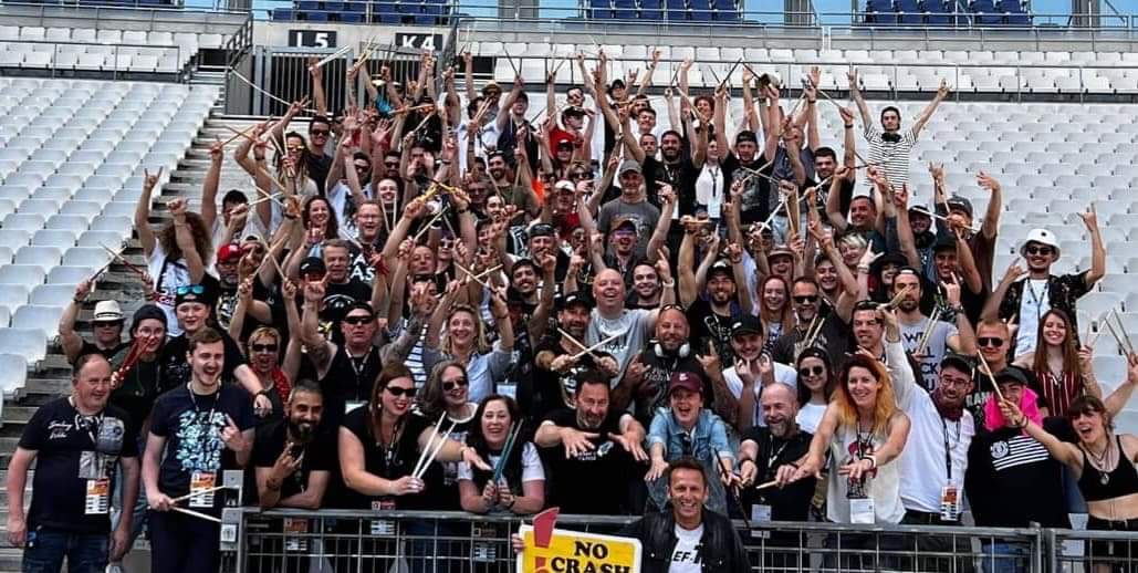 Photo de famille de tous les batteurs